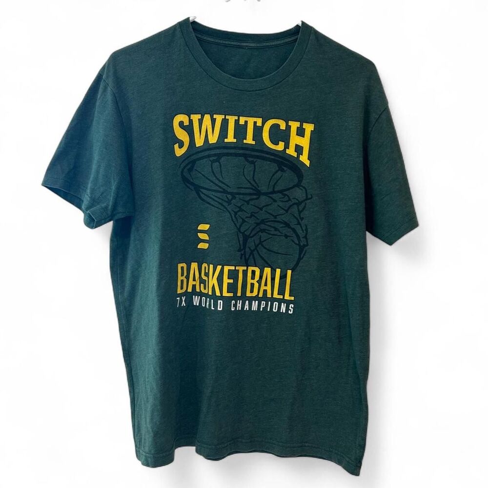 Nintendo Men's Green T-shirt